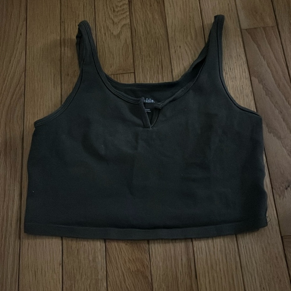 Dark green wild table size small crop top 
 tank top